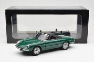 Alfa Romeo Duetto Spider Grøn AUTOart 1:18 70138 Metal — billede 8 af 8
