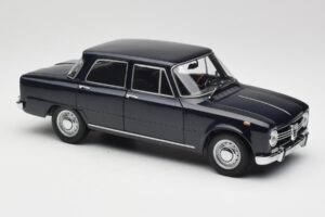 Alfa Romeo Giulia 1300 Blå Minichamps 1:18 180120905 Metal — billede 6 af 8