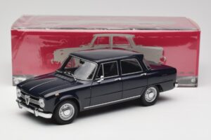 Alfa Romeo Giulia 1300 Blå Minichamps 1:18 180120905 Metal — billede 8 af 8