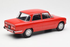 Alfa Romeo Giulia Nuova Super Rød MCG 1:18 MCG18145 Metal — billede 2 af 6