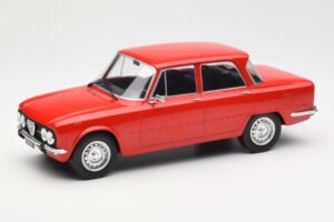 Alfa Romeo Giulia Nuova Super Rød MCG 1:18 MCG18145 Metal