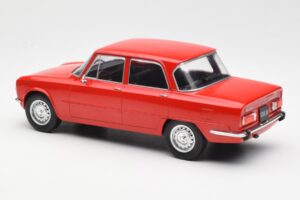 Alfa Romeo Giulia Nuova Super Rød MCG 1:18 MCG18145 Metal — billede 5 af 6