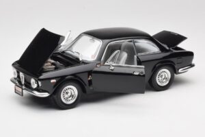 Alfa Romeo Giulia Sprint GTA Sort Road Signature 1:18 92348 Metal — billede 2 af 8