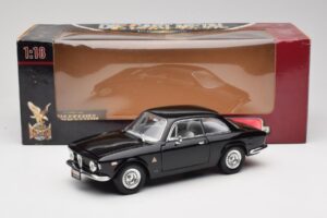 Alfa Romeo Giulia Sprint GTA Sort Road Signature 1:18 92348 Metal — billede 8 af 8
