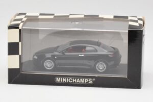 Alfa Romeo GT Sort Minichamps 1:43 400120320 Metal — billede 4 af 4