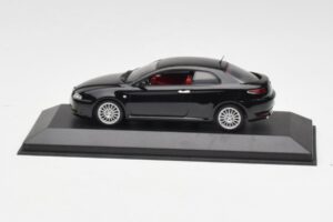 Alfa Romeo GT Sort Minichamps 1:43 400120320 Metal