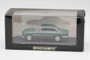 Alfa Romeo Giulia GTA 1300 Junior Grøn Minichamps 1:43 ALFA010 Metal — billede 4 af 4