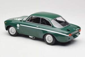 Alfa Romeo GTA 1300 Junior Grøn Minichamps 1:18 155120022 Metal — billede 5 af 6