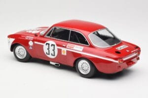 Alfa Romeo GTA 1300 Junior #33 T. Hezemans / G. van Lennep Division 1 Winners 4 Hours of Jarama 1972 Minichamps 1:18 15572123 — billede 5 af 6