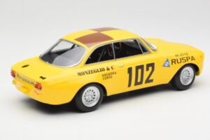 Alfa Romeo GTA 1300 #102 Squadra Corse R. Zanetti / M. Ruspa / Monzeglio Targa Florio 1971 Minichamps 1:18 155711202 Metal — billede 2 af 6