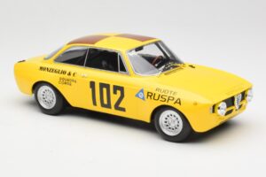 Alfa Romeo GTA 1300 #102 Squadra Corse R. Zanetti / M. Ruspa / Monzeglio Targa Florio 1971 Minichamps 1:18 155711202 Metal — billede 4 af 6
