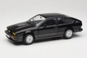 Alfa Romeo GTV6 Sort Solido 1:18 S1802302 Metal