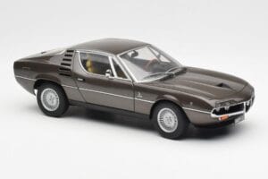 Alfa Romeo Montreal Brun Metallic AUTOart 1:18 70173 Metal — billede 6 af 8