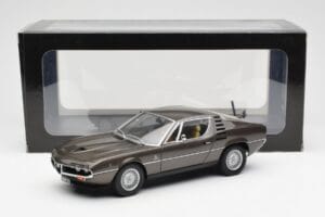 Alfa Romeo Montreal Brun Metallic AUTOart 1:18 70173 Metal — billede 8 af 8