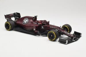 Alfa Romeo Racing C38 #7 K. Raikkonen Valentine's Day Livery Shakedown Fiorano 14th February 2019 Minichamps 1:18 110199907 M — billede 4 af 6