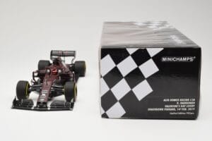 Alfa Romeo Racing C38 #7 K. Raikkonen Valentine's Day Livery Shakedown Fiorano 14th February 2019 Minichamps 1:18 110199907 M — billede 6 af 6
