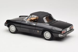 Alfa Romeo Spider 916 Veloce Sort Ricko 1:18 32107 Metal — billede 7 af 8