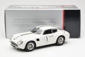 Aston Martin DB4 GT Zagato #1 24 Hours of Le Mans 1961 CMC 1:18 M-139 Metal — billede 6 af 6