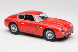 Aston Martin DB4 GT Zagato Rød Road Signature 1:18 92728 Metal — billede 6 af 8