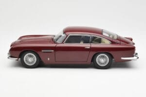 Aston Martin DB5 Dubonnet Rød AUTOart 1:18 70213 Metal — billede 4 af 8