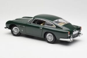Aston Martin DB5 RHD Grøn AUTOart 1:18 70024 Metal — billede 7 af 8