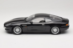 Aston Martin DB7 Bowland Black Cult Models 1:18 CML187-2 Resin — billede 3 af 6
