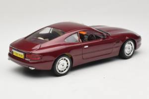 Aston Martin DB7 Rød Guiloy 1:18 67550 Metal — billede 3 af 8