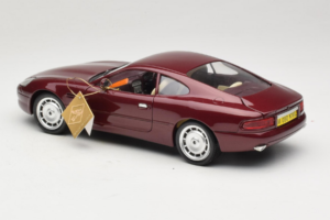 Aston Martin DB7 Rød Guiloy 1:18 67550 Metal — billede 7 af 8