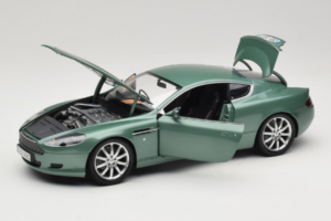 Aston Martin DB9 Grøn Minichamps 1:18 150137322 Metal — billede 2 af 8