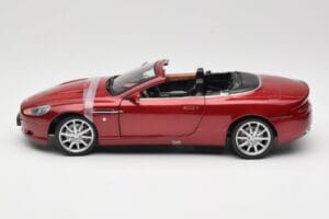 Aston Martin DB9 Volante Rød Solido 1:18 8163 Metal — billede 4 af 8