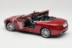 Aston Martin DB9 Volante Rød Solido 1:18 8163 Metal — billede 5 af 8