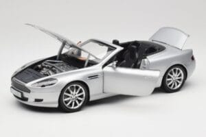 Aston Martin DB9 Volante Sølv Minichamps 1:18 150137334 Metal — billede 2 af 8