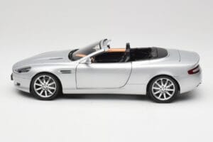 Aston Martin DB9 Volante Sølv Minichamps 1:18 150137334 Metal — billede 4 af 8