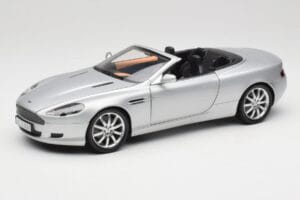 Aston Martin DB9 Volante Sølv Minichamps 1:18 150137334 Metal