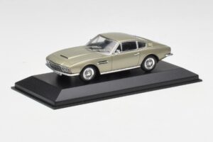 Aston Martin DBS Sølvgrøn Metallic Minichamps 1:43 400137600 Metal — billede 2 af 4