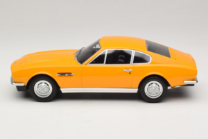 Aston Martin DBS Gul GT Spirit 1:18 GT079 Resin — billede 3 af 6
