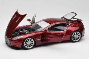 Aston Martin One-77 Diavolo Red AUTOart 1:18 70245 Metal — billede 2 af 8