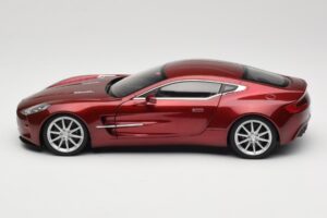 Aston Martin One-77 Diavolo Red AUTOart 1:18 70245 Metal — billede 4 af 8