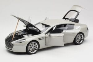 Aston Martin Rapide S Silver Fox AUTOart 1:18 70258 Metal — billede 2 af 8