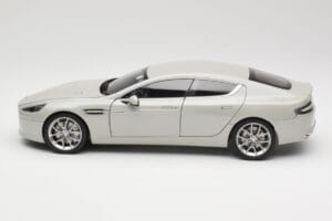 Aston Martin Rapide S Silver Fox AUTOart 1:18 70258 Metal — billede 4 af 8