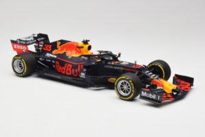 Aston Martin Red Bull Racing RB15 #33 M. Verstappen Winner Brazil GP 2019 Minichamps 1:18 110191933 Metal — billede 4 af 6