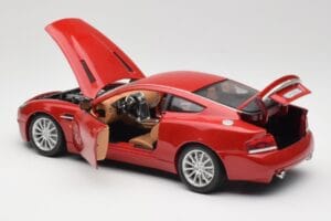 Aston Martin V12 Vanquish Rød Bburago 1:18 34063 Metal — billede 5 af 8