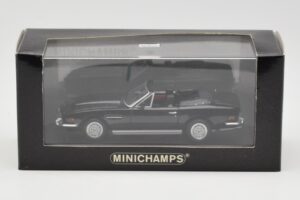 Aston Martin V8 Volante Sort Minichamps 1:43 400137730 Metal — billede 4 af 4