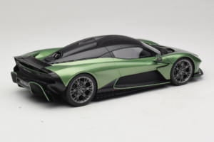Aston Martin Valhalla Iridescent Emerald Green GT Spirit 1:18 GT558 Resin — billede 2 af 6