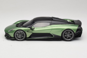 Aston Martin Valhalla Iridescent Emerald Green GT Spirit 1:18 GT558 Resin — billede 3 af 6