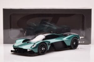 Aston Martin Valkyrie Racing Green GT Spirit 1:18 GT435 Resin — billede 6 af 6