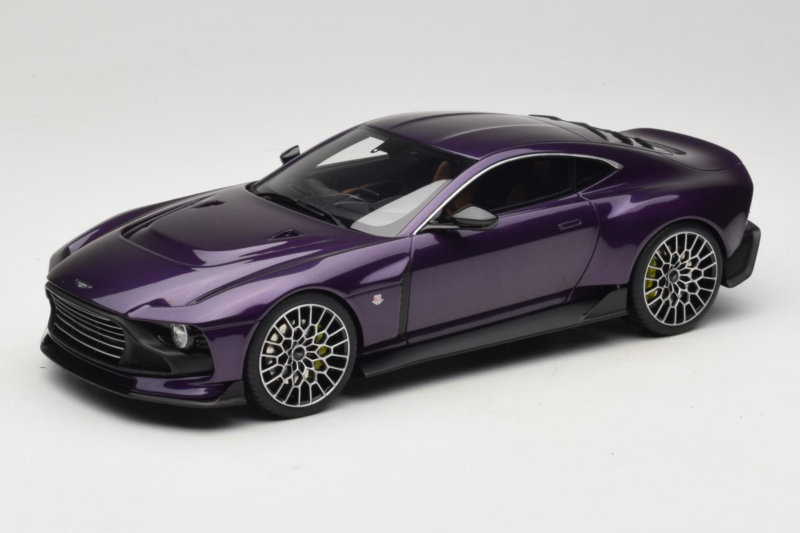 Aston Martin Valour Mørkeblå GT Spirit 1:18 GT944 Resin