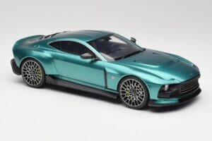 Aston Martin Valour Racing Green GT Spirit 1:18 GT480 Resin — billede 4 af 6