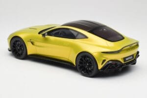 Aston Martin Vantage Cosmopolitan Yellow GT Spirit 1:18 GT514 Resin — billede 5 af 6
