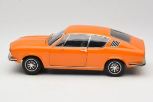 Audi 100 C1 Coupe S Orange Anson 1:18 30402 Metal — billede 4 af 8